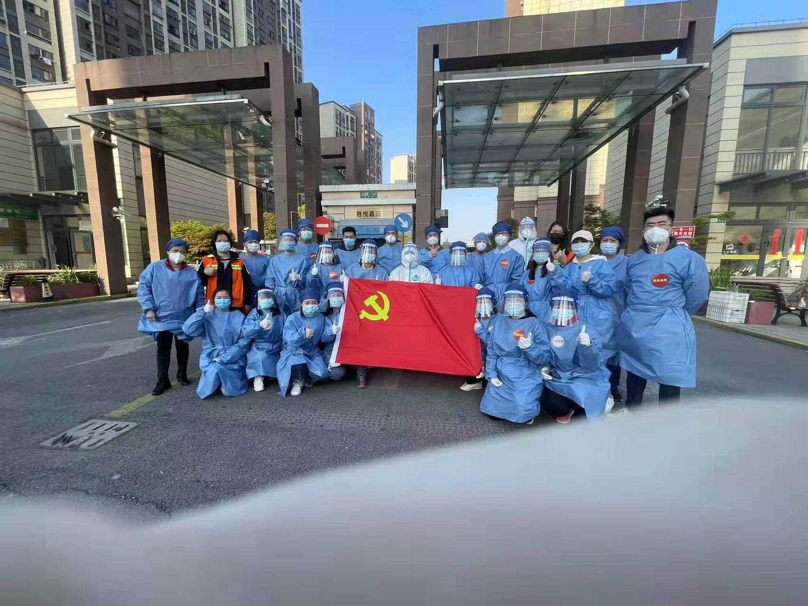 A tribute to Sunwise employees on the frontline — original image