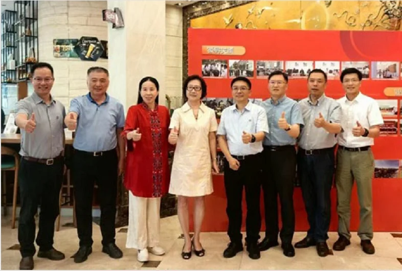Sunwise celebrates twenty years in hydrogen — original image