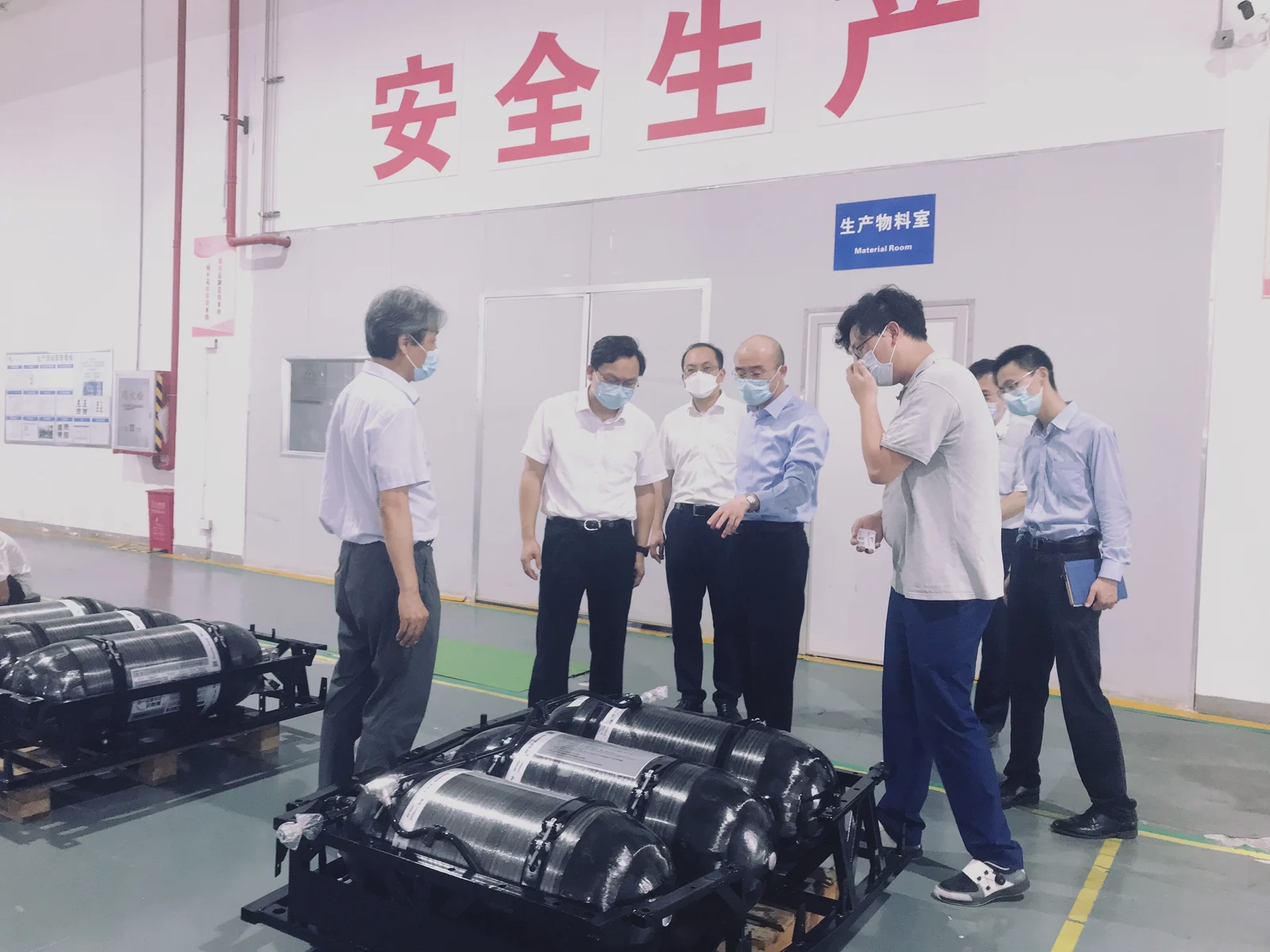Shanghai economic commission Deputy Director Tang Wenkan visits Sunwise — original image